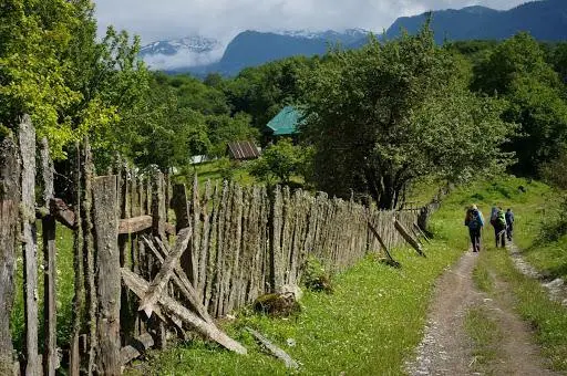 «Если Россия не прекратит отбирать абхазские земли, весь мир узнает о 