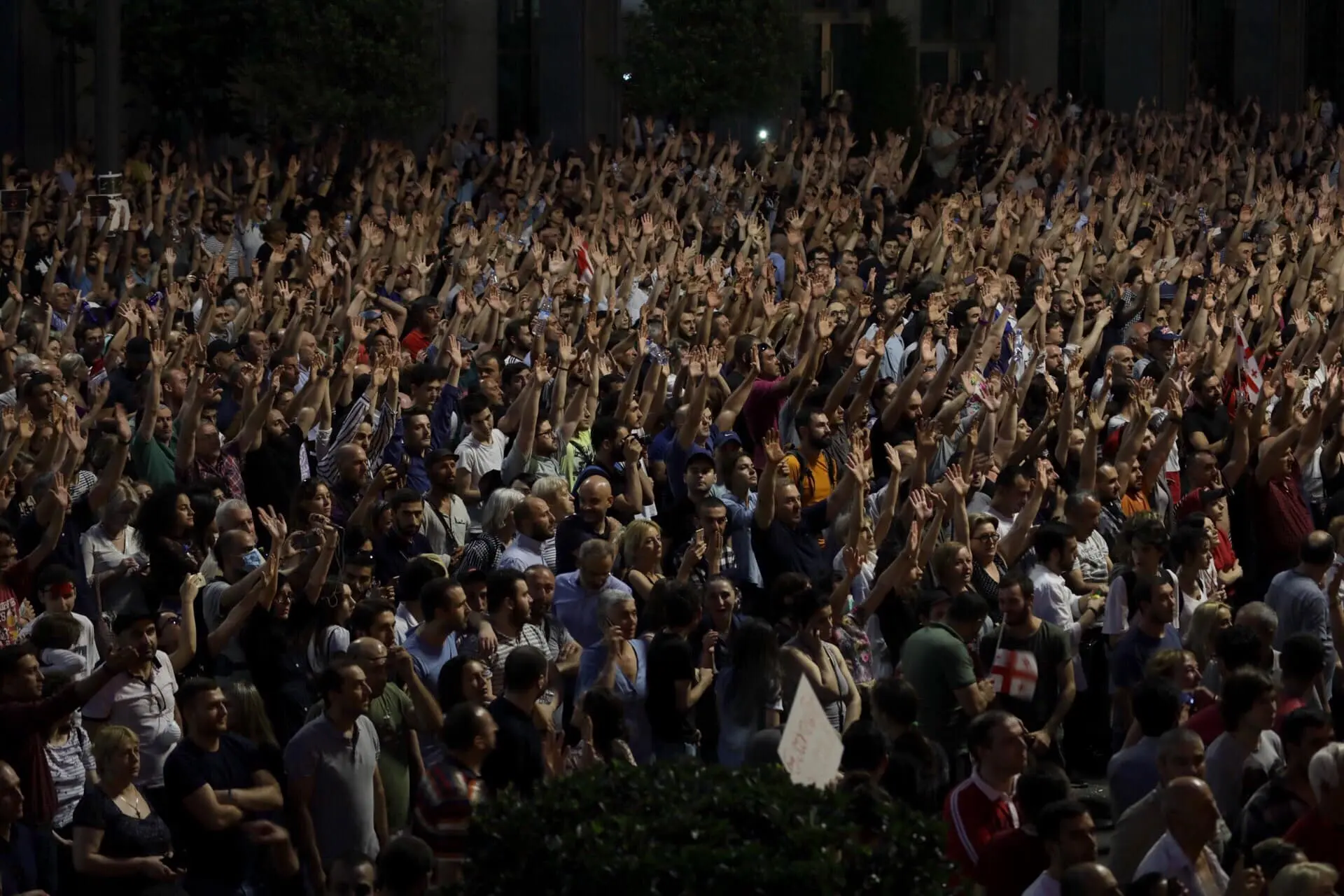 არასამთავრობო ორგანიზაციები მმართველი პარტიის ინიციატივას ეხმაურებიან 